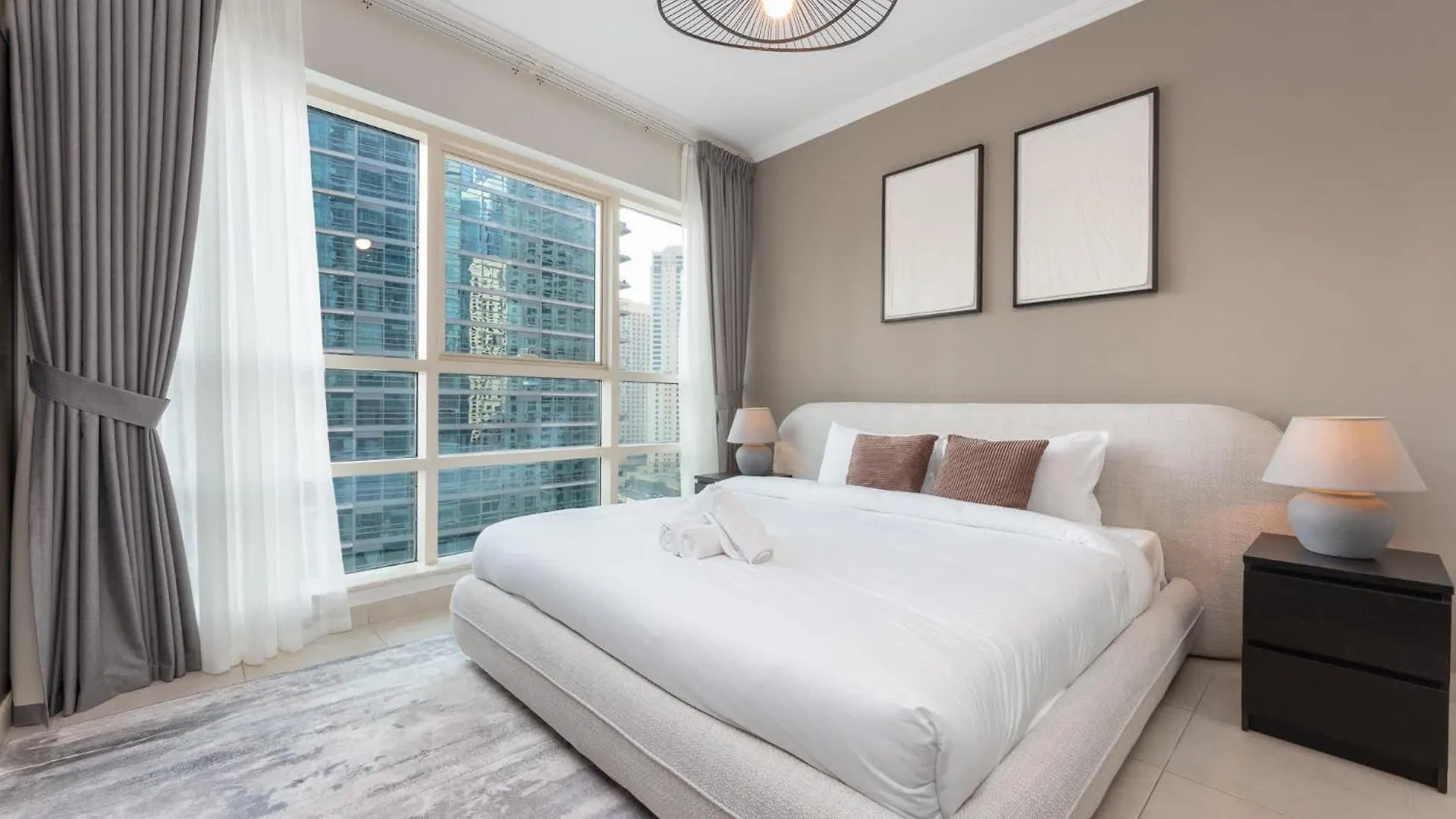 Apartment Bright 2Br Marina Home With Modern Touches Dubai Vereinigte Arabische Emirate