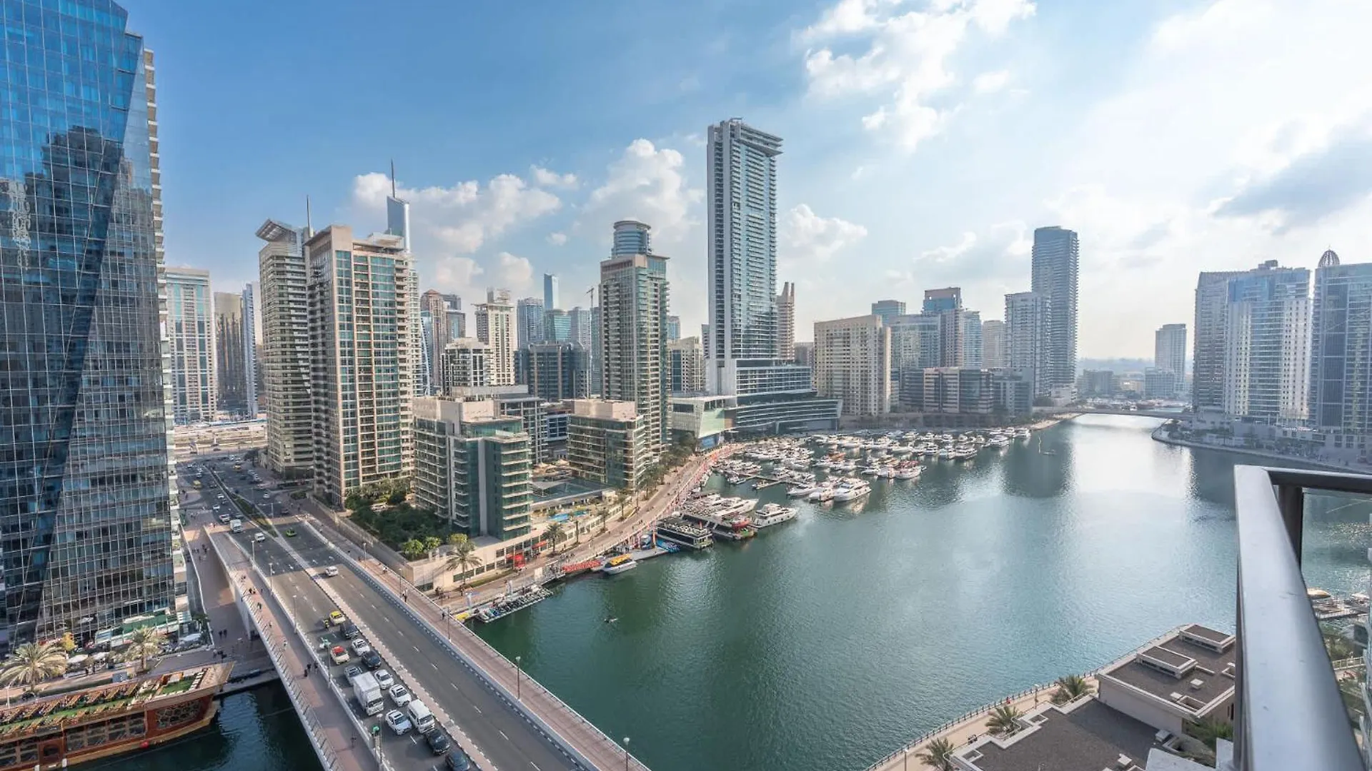 Bright 2Br Marina Home With Modern Touches Dubaj 0*,  Egyesült Arab Emírségek
