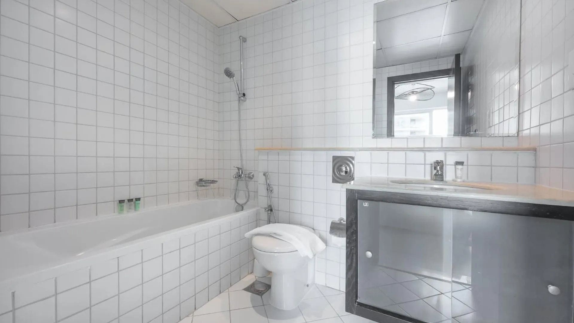 Bright 2Br Marina Home With Modern Touches Dubai 0*,